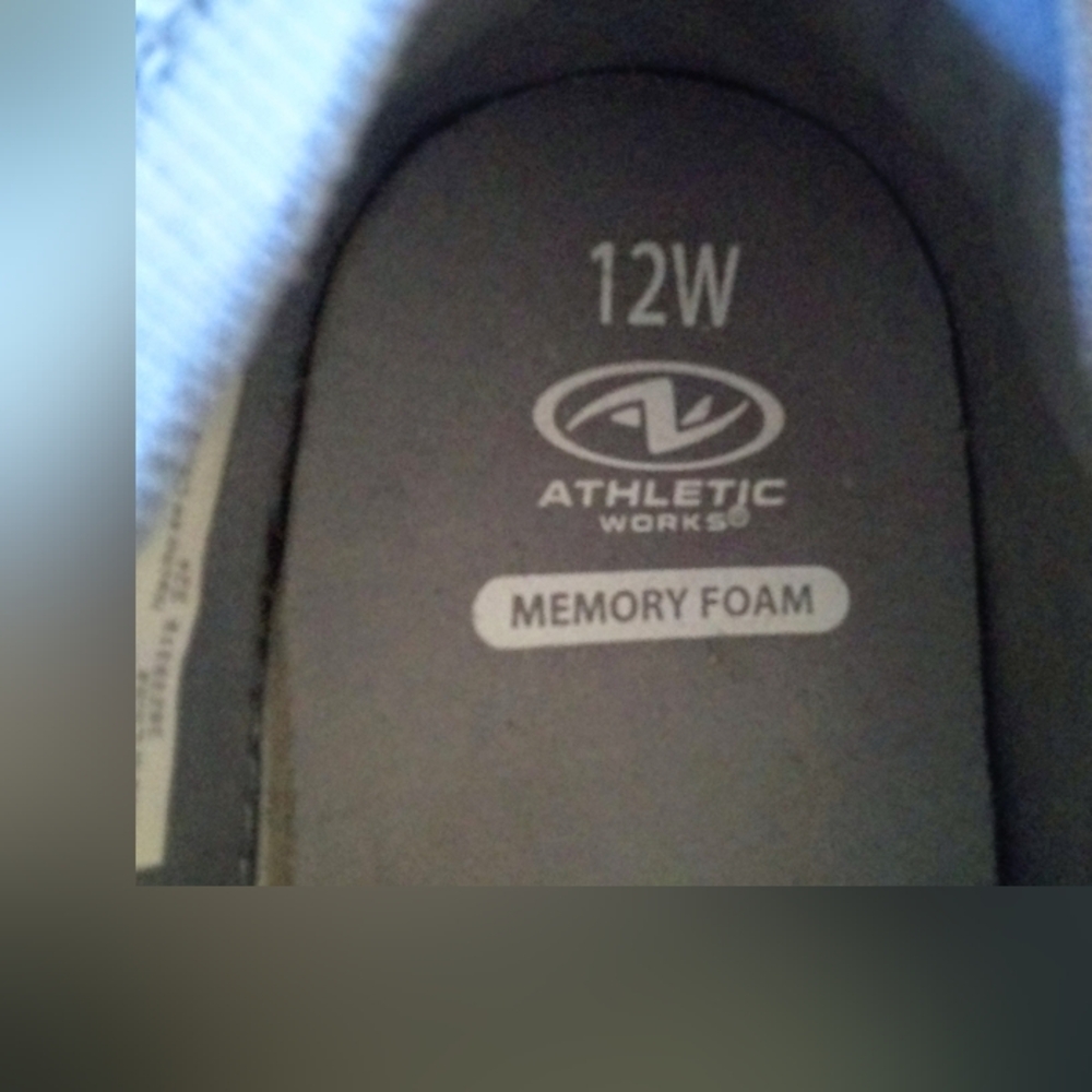 Men's Athletic Works Sneakers - Picture 4 of 8